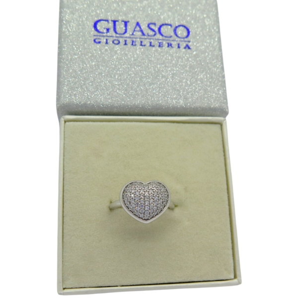 Anello cuore in oro bianco 18 ct e zirconi