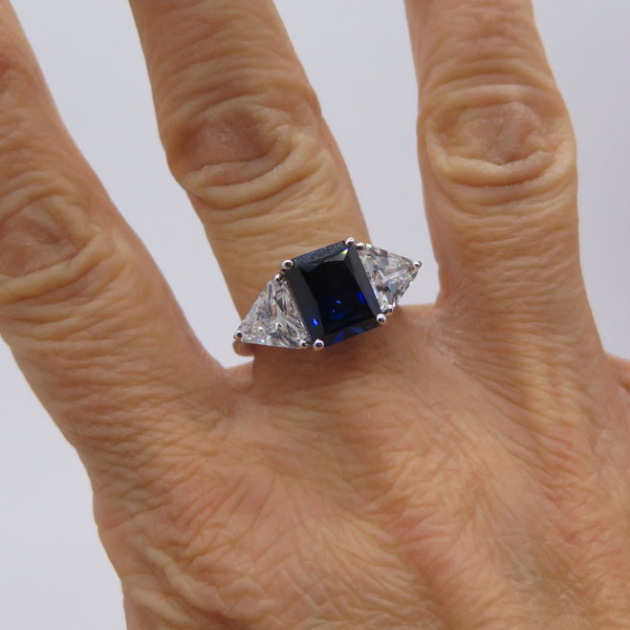 Anello in argento 925 pietra blu