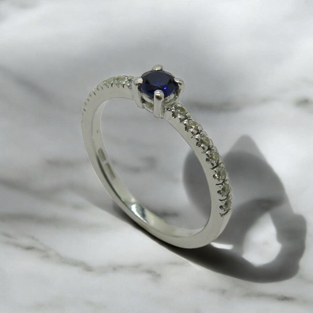 Anello fedina solitario centro blu in argento 925