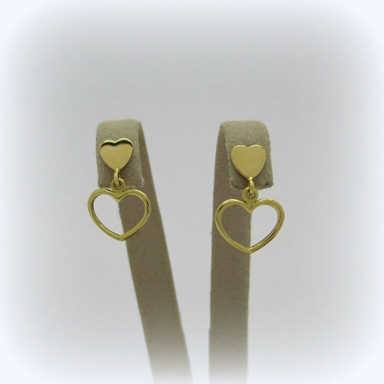 Orecchini pendenti cuore in oro 18 ct