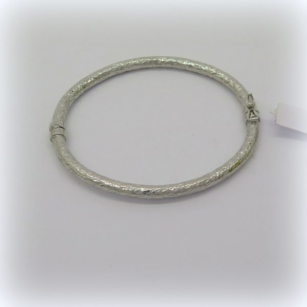 Bracciale rigido lavorazione martellata in argento 925