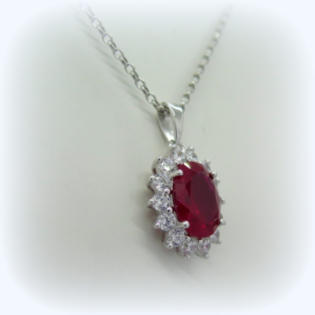 Collana contorno centro rosso in argento 925