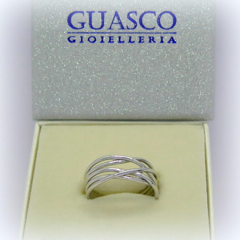 Anello filo in oro bianco 18 ct