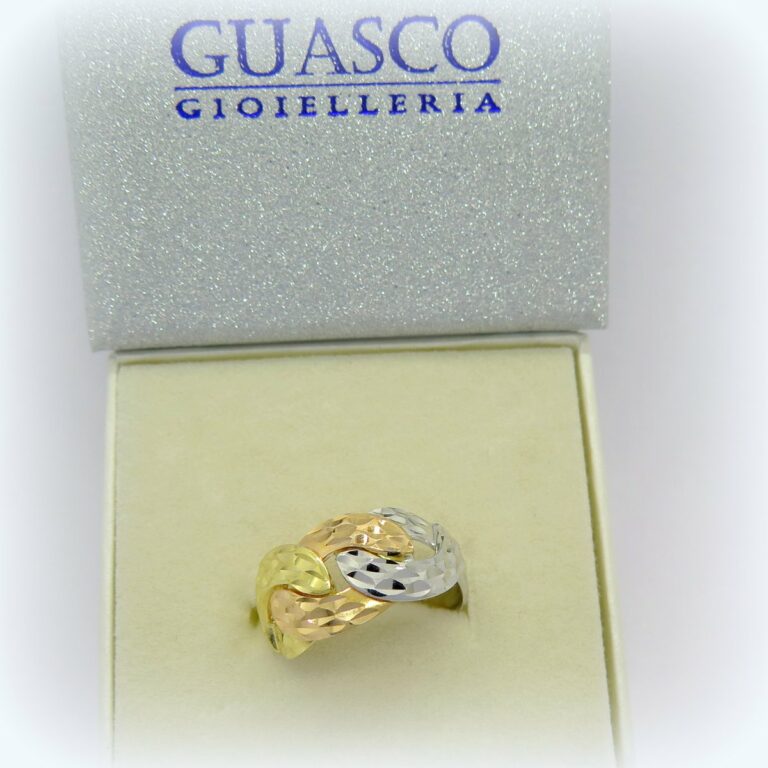 Anello groumette diamantata in oro tre colori